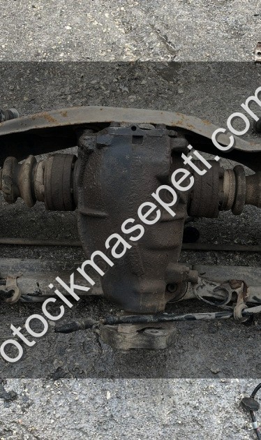 MERCEDES E200 ARKA DEFRANSİYEL ÇEVİK OTO ÇIKMA