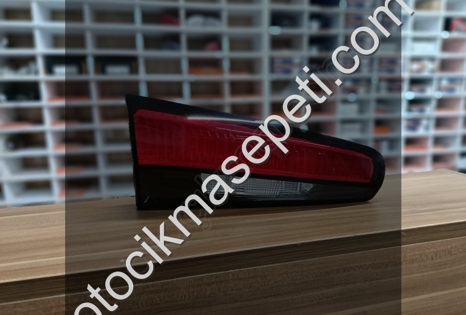 Fiat Egea Cross HB Ledsiz Duysuz Arka Stop Lambası İç Sag ve Sol
