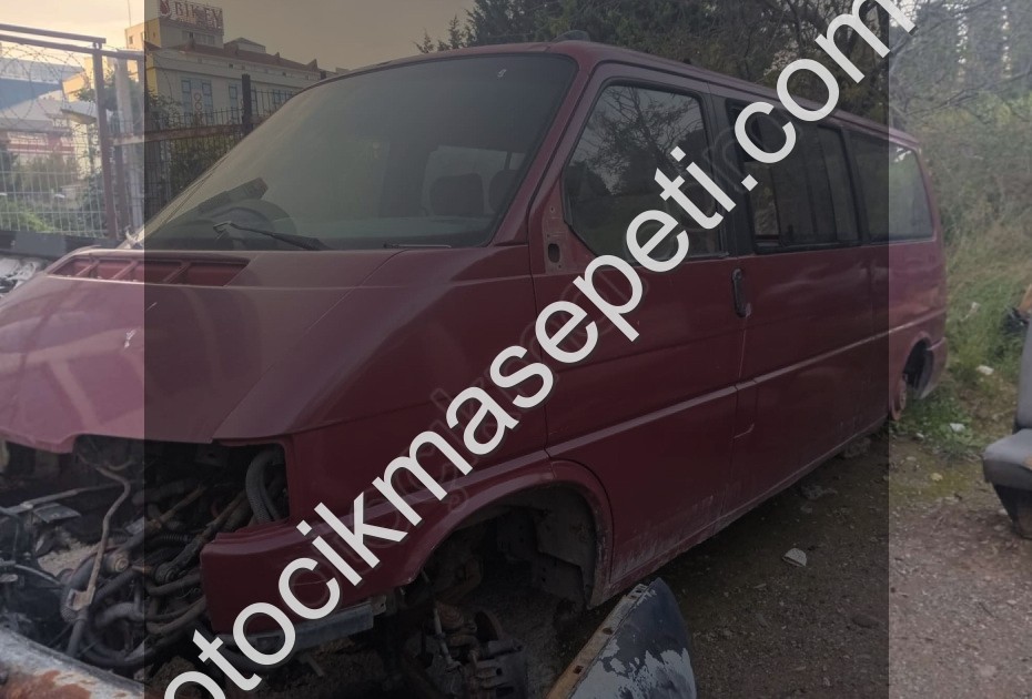 TRANSPORTER T4 SOL ÖN KAPI