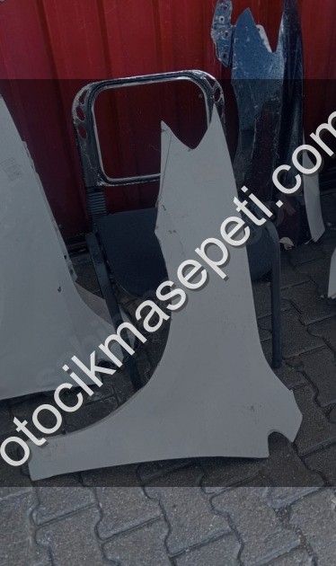 Golf 7 sol ön çamurluk çıkma