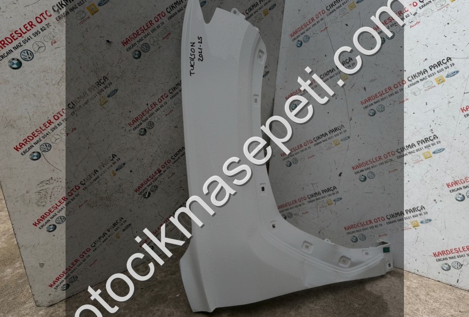 Hyundai Tucson sağ ön çamurluk (az hasarlı)2022 2026