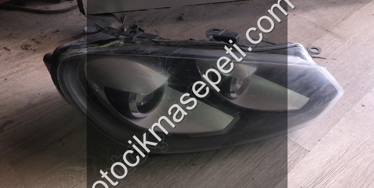 Volkswagen golf 6 sag far çıkma yedek parça