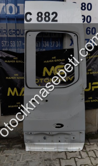 Transit yüksek tavan camlı sağ arka bagaj kapağı