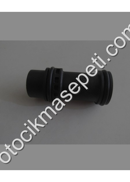 Bmw X1 E84 Yağ Radyatör Hortumu Eşanşör Borusu Uzun 20102015