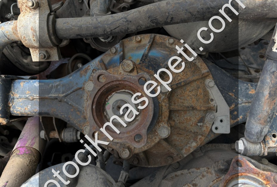 İSUZU NLR DEFRANSİYEL