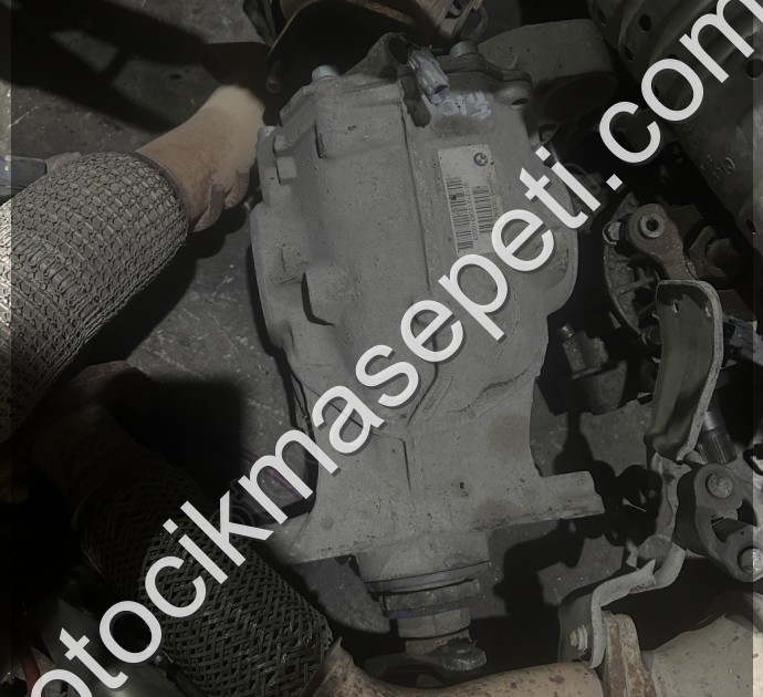 BMW 520 F10 ARKA DEFRANSİYEL ÜÇEL OTO ÇIKMA BURSA
