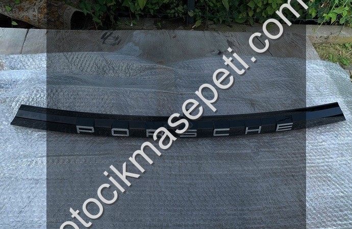 PORSCHE PANAMERA BAGAJ YAZISI ORJİNAL 971827044D
