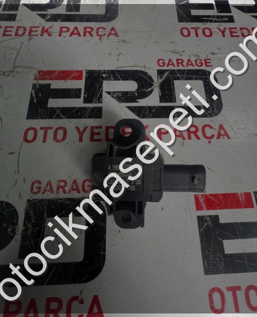 Mercedes Benz GLE Class W166 Çarpışma Darbe Sensörü A1668210351