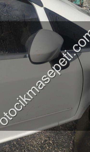 FİAT LİNEA SAĞ DIŞ AYNA ÇIKMA