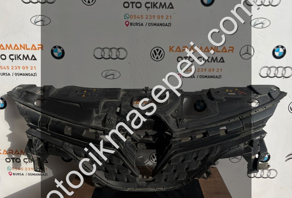 RENAULT CLİO 5 PANJUR ALT IZGARASI ORJİNAL  622567196R