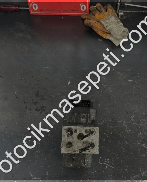 AUDİ A4 B5 ABS BEYNİ 8E0 614 111ÇIKMA ORJİNAL