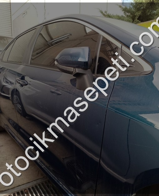 TOYOTA COROLLA SAĞ AYNA ORJINAL ÇIKMA YEDEK PARÇA