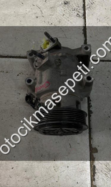 COURİER DİZEL KLİMA KOMPRESÖRÜ ÇIKMA ORJİNAL