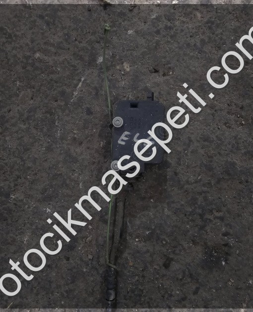 BMW E46 318 İ DEPO KAPAĞI KİLİT AÇMA MOTORU -ALKAN OTO