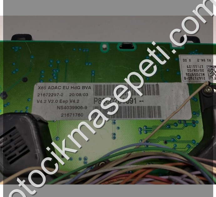 Renault Clio Otomatik Kilometre Saati Gösterge Paneli P8200261091