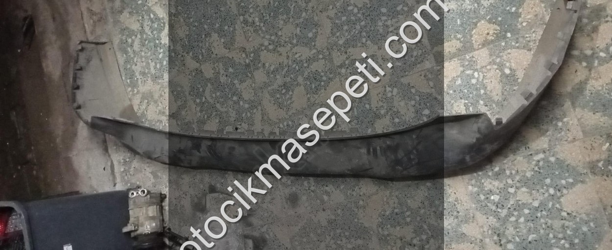 FORD COURIER ORJİNAL ÇIKMA ARKA TAMPON