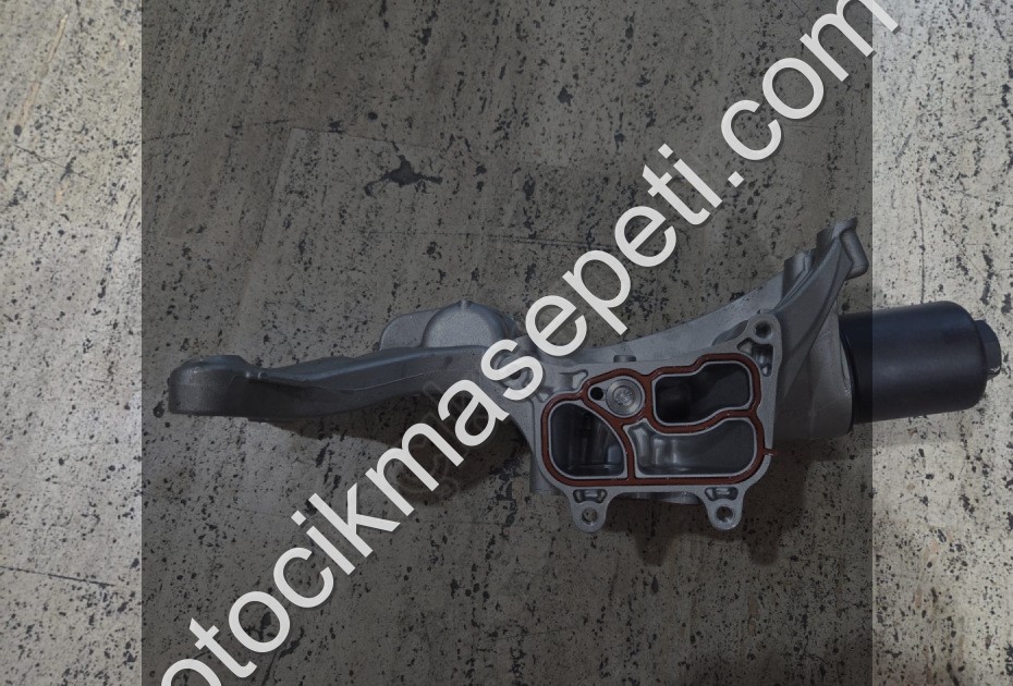 06L903143K YAĞ FİLTRE KÜTÜĞÜ GOLF8 LEON FORMENTOR 2.0 TFSI MOTOR