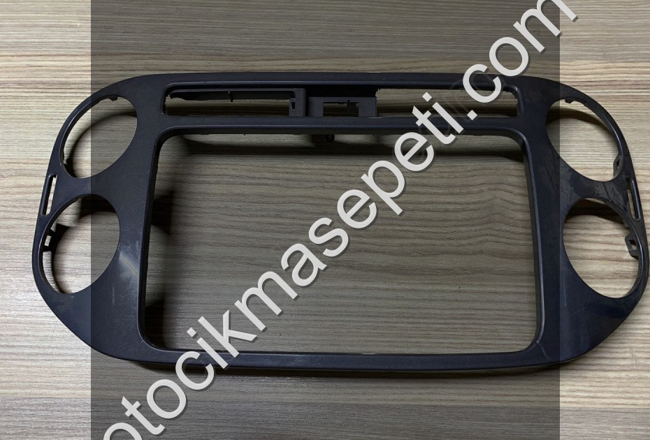 TİGUAN TEYP ÇERÇEVESİ 5N0858069 ÇAĞRI OTO MASLAK