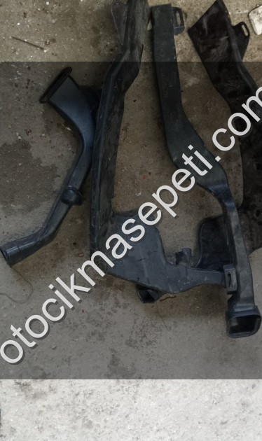 Renault Fluence kalorifer boruları sağ-Sol .279300012R