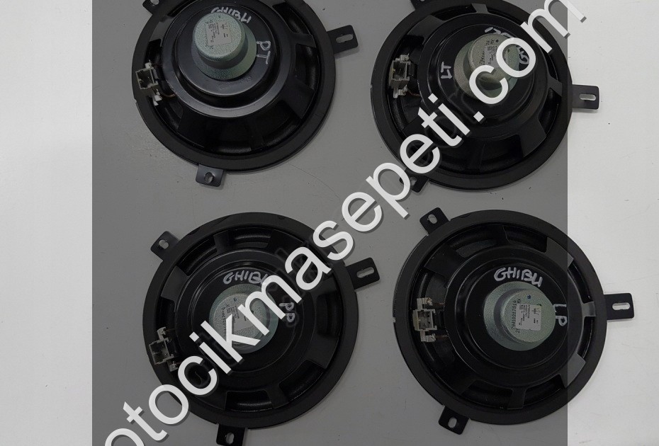 MASERATİ GHİBLİ QUATTROPORTE KAPI HOPARLÖR HATASIZ 670002106