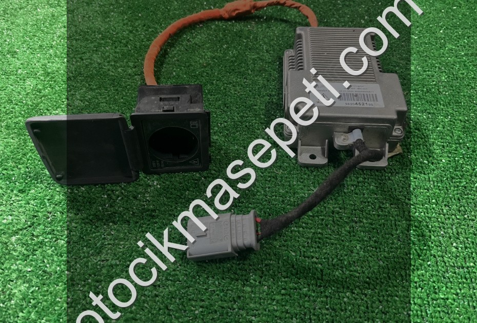 CİTROEN BERLİNGO 220W DÖNÜŞTÜRÜCÜ MODÜL