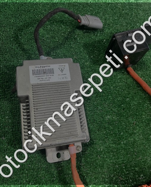 CİTROEN BERLİNGO 220W DÖNÜŞTÜRÜCÜ MODÜL