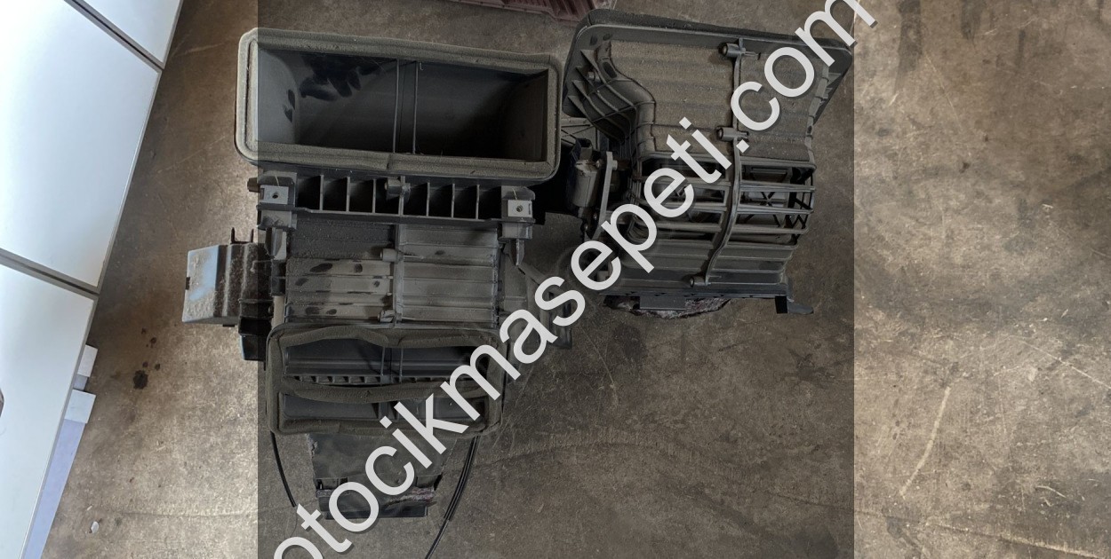 fiat doblo 2013 1.3 kalorifer kutusu/kazanı (son fiyat)