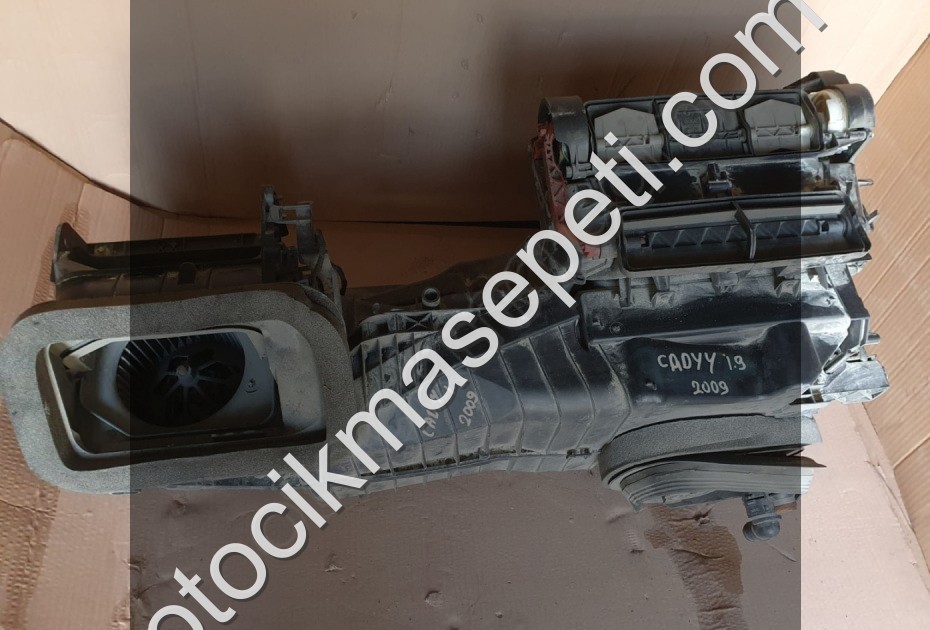 volkswagen caddy 2009 1.9 kalorifer kutusu/kazanı (son fiyat)