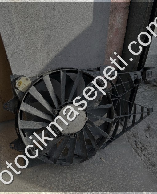 Fiat linea 1.3 multijet fan fan motoru 51785225