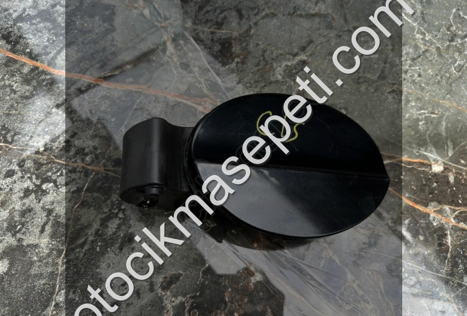 MERCEDES CLS YAKIT DEPO KAPAĞI EGE OTOMOTİV BURSA