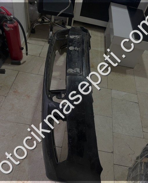 SKODA OCTAVİA ÖN TAMPON 2010