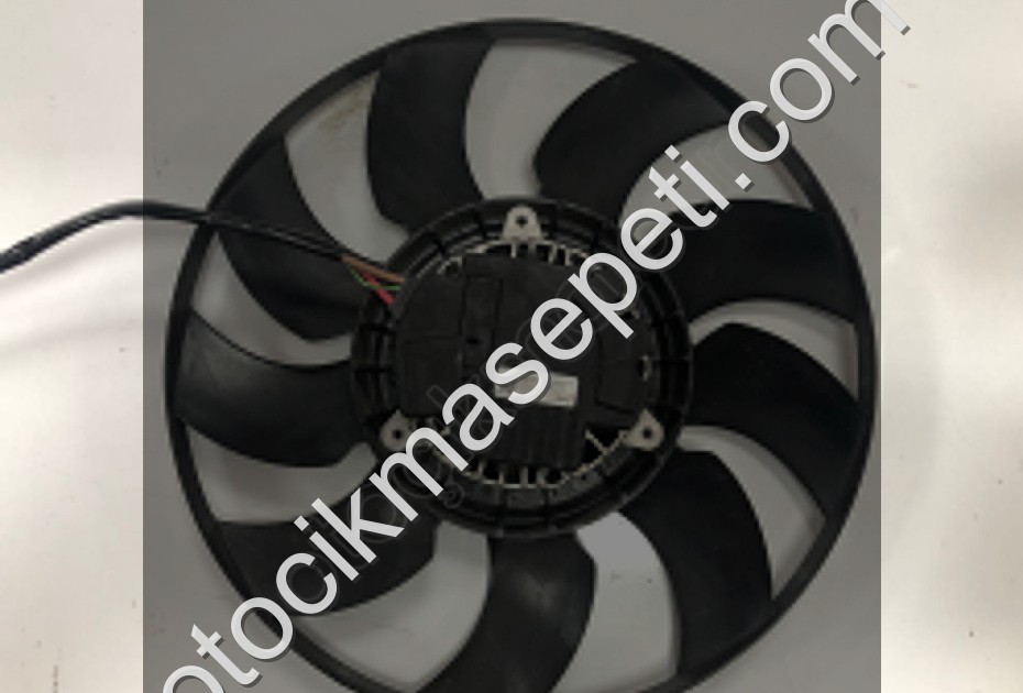 8W0959455K AUDİ A4 FAN MOTORU ORJİNAL