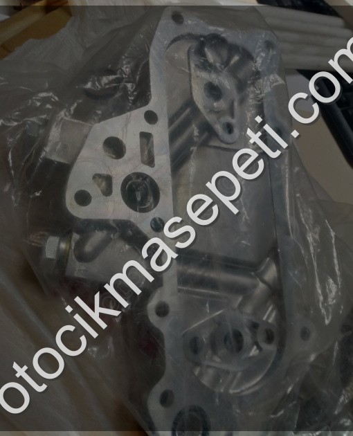 NİSSAN TD25 PİKAP YAĞ POMPA ÖN KAPAĞI