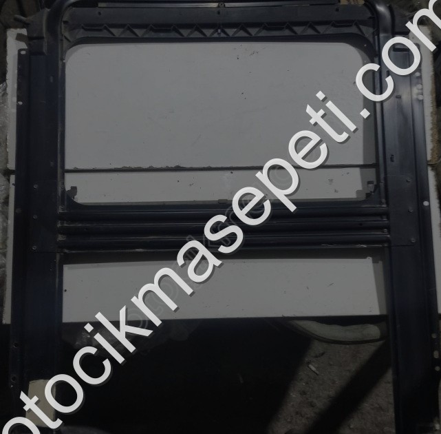 VOLKSWAGEN TOUAREG PORSCHE CAYENNE SUNROOF ÇERÇEVESİ .7L6877041E