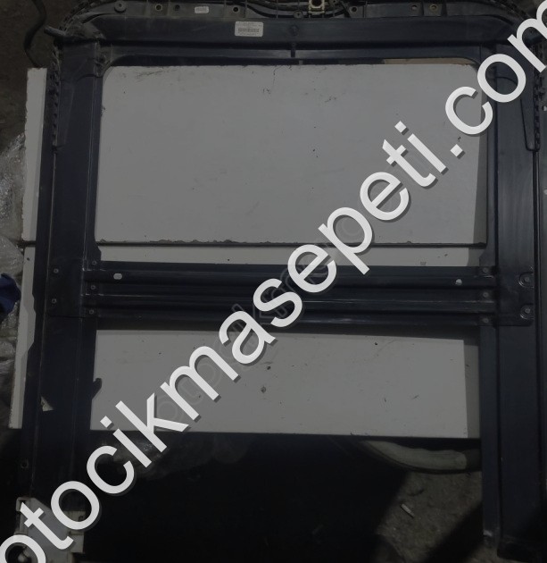 VOLKSWAGEN JETTA. PANAROMİK TAVAN (SUNROOF)ÇERÇEVESİ 5C6877041G