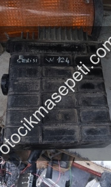 Mercedes e serisi w124 kasa motor beyni