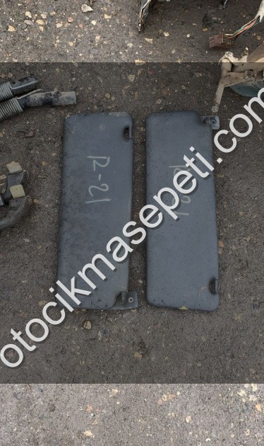 Renault 21 güneşlik