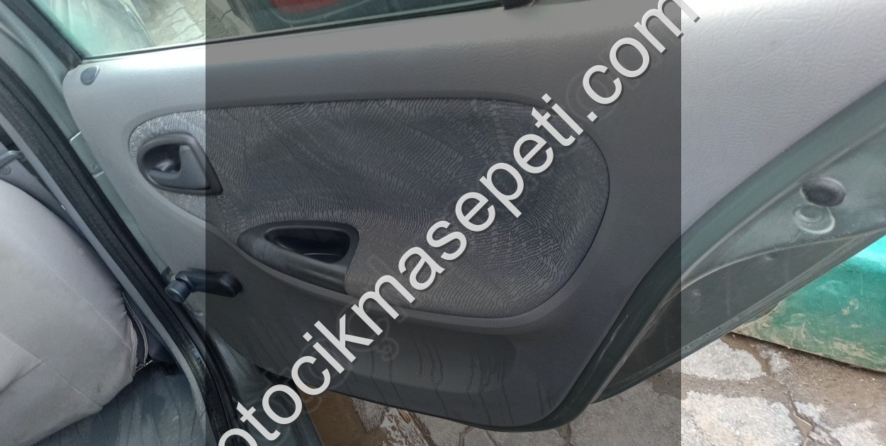 renault megane 1 sağ arka kapı döşemesi