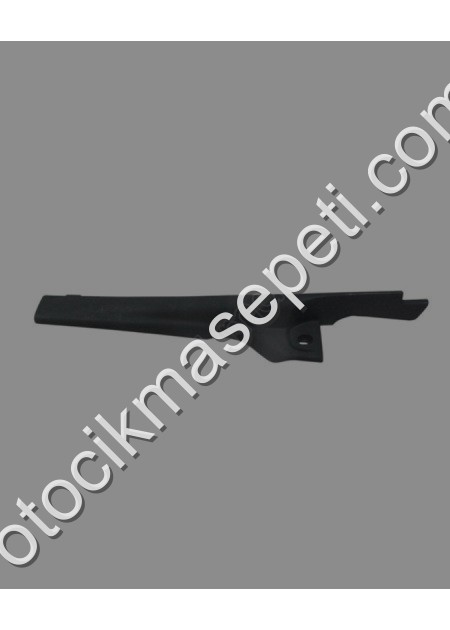 Renault Kadjar Ön Cam Kenar Plastiği Sol Silgi Paneli 20152