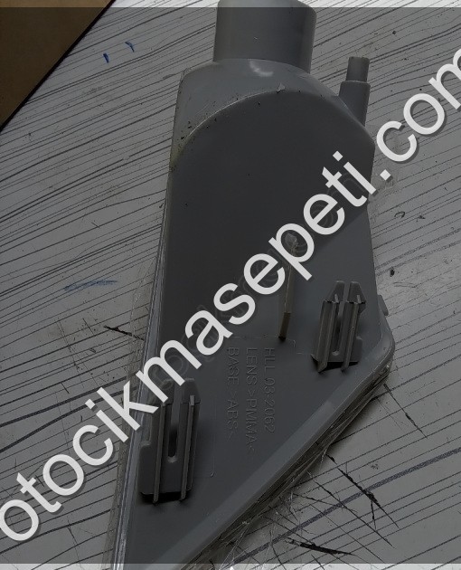 MITSUBISHI Carisma 96-99 MB952157-LH