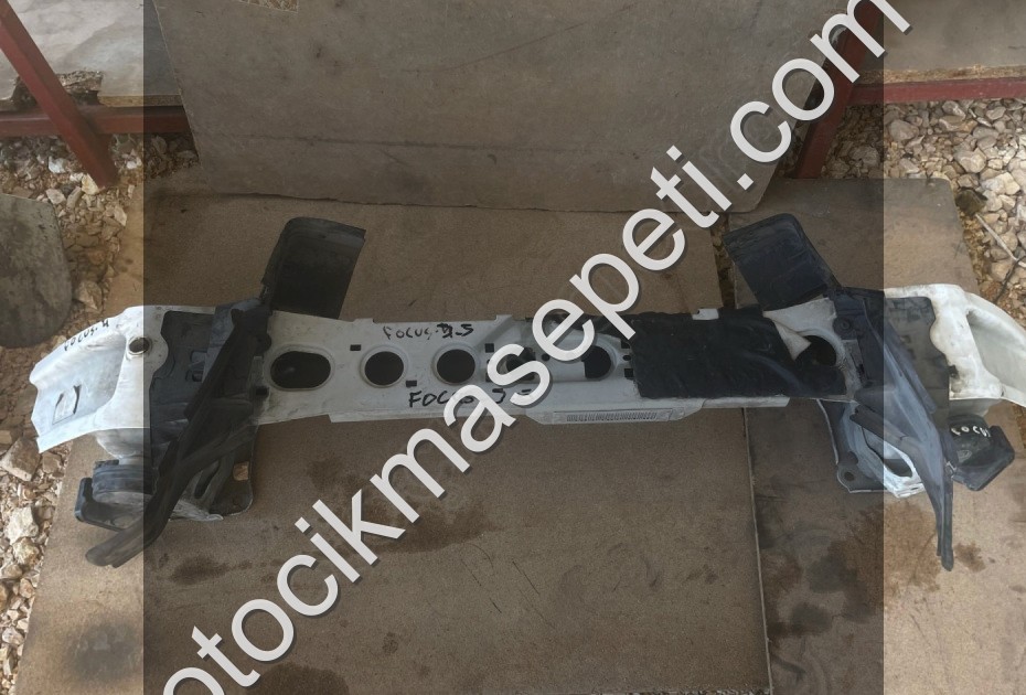 FORD FOCUS 3.5 TAMPON DEMİRİ
