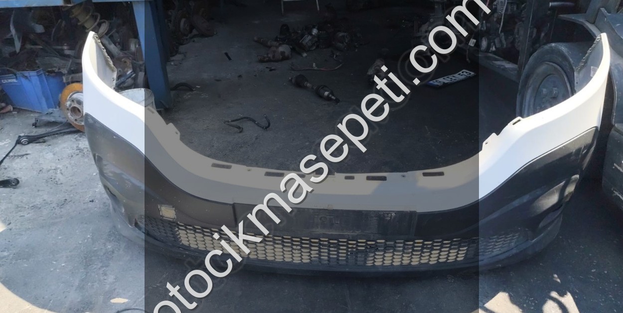RENAULT TRAFİC4 ÖN TAMPON OTO FEDAİ
