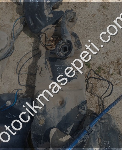 PEUGEOT 206 YAKIT DEPOSU