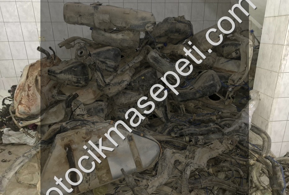 ÖZMEN OPEL ASTRA F G H J YAKIT BENZİN DEPOSU 132224309