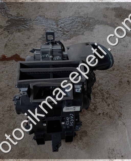 Opel Corsa F kalorifer kazanı