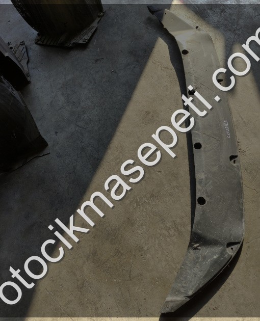 Ford couriyer tampon alt pilastik