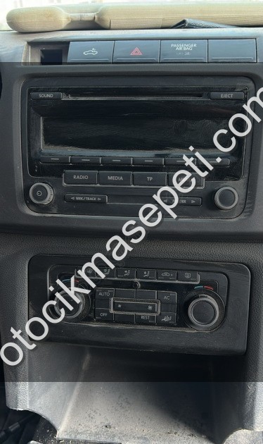 2012 VW AMAROK ÇIKMA ORJİNAL TEYİP RADYO MEDYA