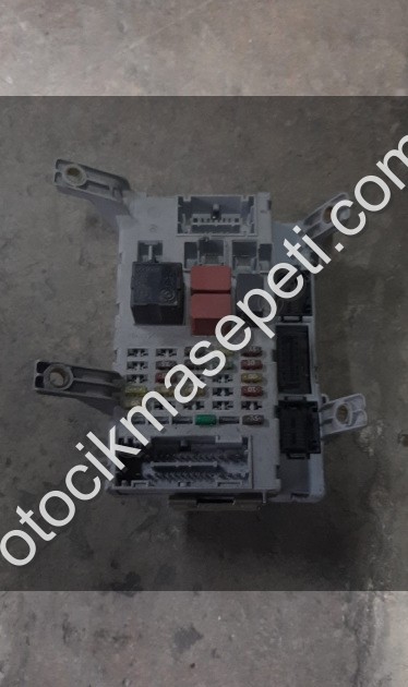 Fiat palio sigorta kutusu