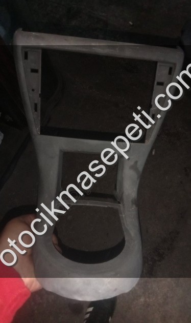 Citroen C4 teyp cercevesi