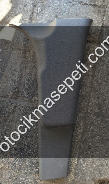 Sağ Orta Direk İç Bakaliti 2011 Renault Kangoo 3 769157227R